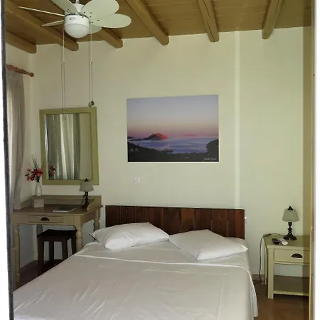 Kaminaki Amorgos Apartment Ormos Aigialis Exterior photo